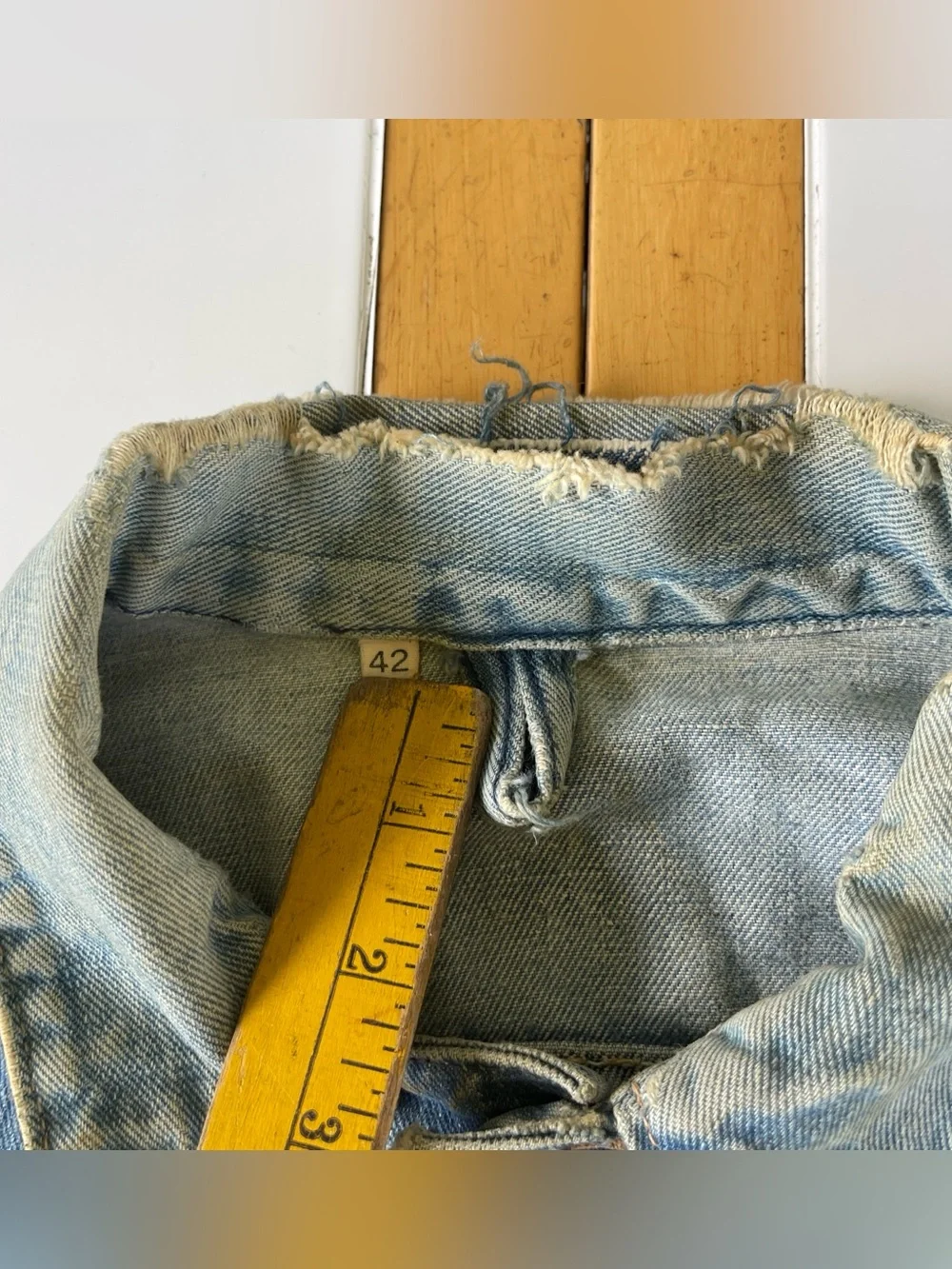 Vintage Wrangler Selvedge Denim Jacket M Distressed Trucker 70s Western USA Made